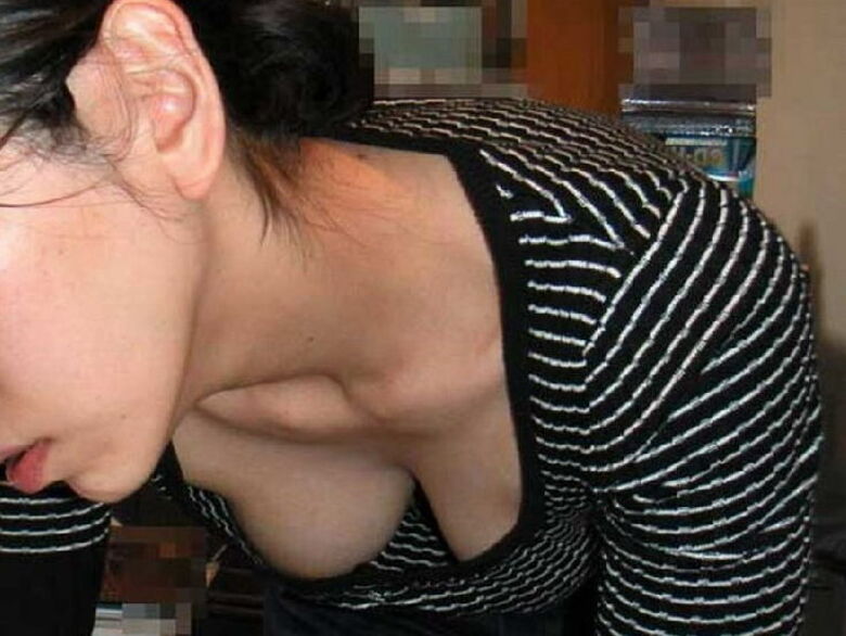 盗撮 エロ画像！素人女性のパンツ大放出㊙️人妻・家庭内流出が抜けちゃいます💕ホンモノ志向の方におすすめだぜ!!357枚目