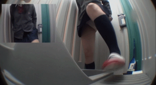 トイレ 盗撮エロ画像!リアル素人女性のアナルやおマンコ♡排泄が生々しくて抜けるぜ!!【動画あり】158枚目