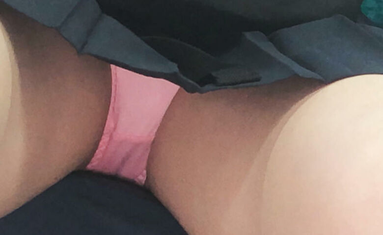 電車パンチラ動画像251枚!エロい盗撮JK・素人対面女子のミニスカパンツに太もも 生足がエロくて抜ける!!193枚目