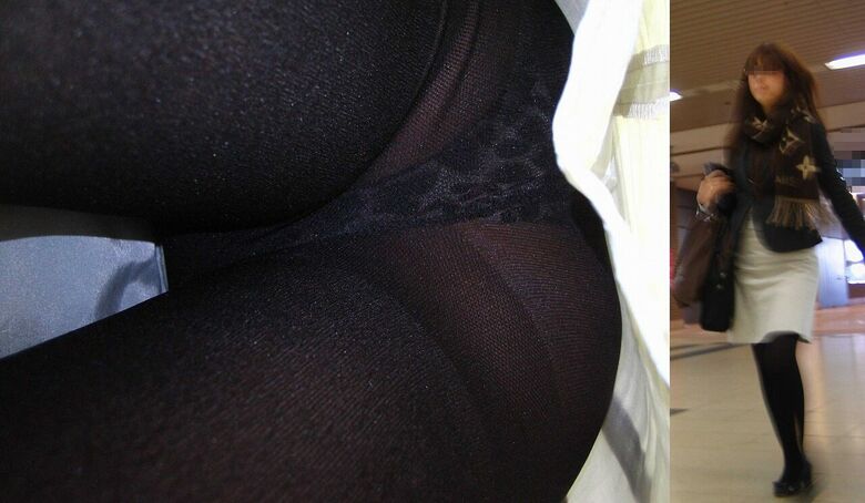 黒タイツの逆さ撮り盗撮パンチラ画像!この時期にしか見れない冬仕様のパンツを集めました♡018枚目