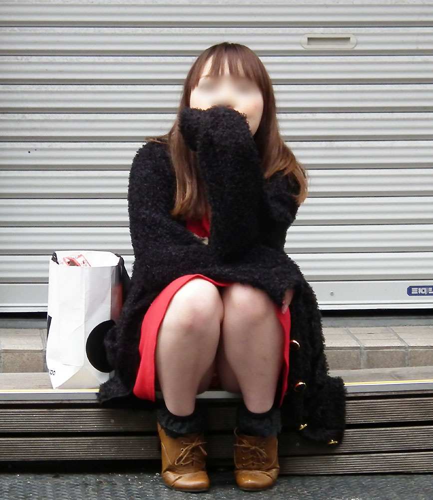 街撮りパンチラ画像003