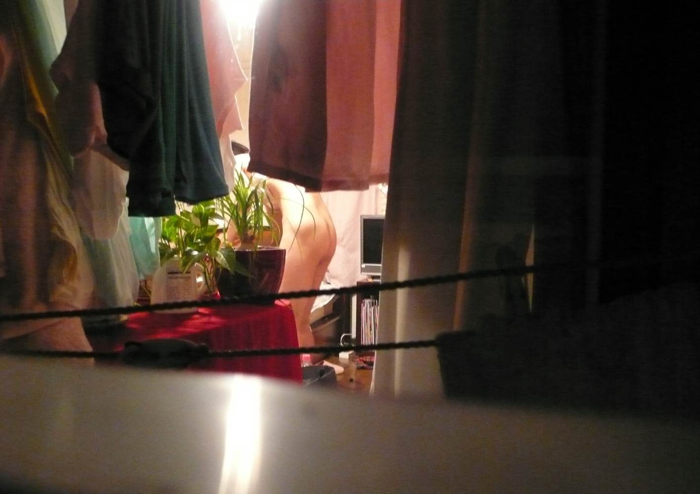 窓からこっそり盗み撮りした隣のお姉さんの裸でオナル007