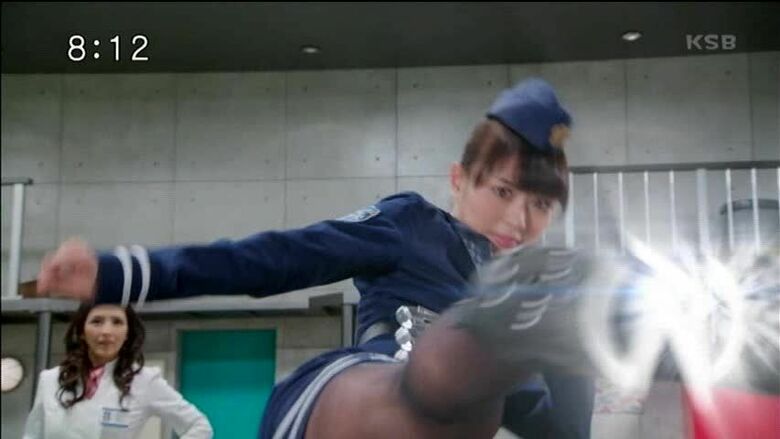 特撮📺パンチラ画像がエロいぜ！戦隊ヒロインアクションよりもパンツに目がいっちゃうよ♡【動画あり】002枚目