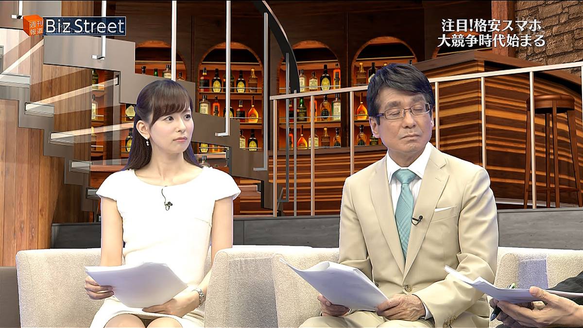 皆藤愛子 パンチラ!ずっと見ちゃう魅惑のデルタゾーンΔGIF付きでまとめてみました♡003