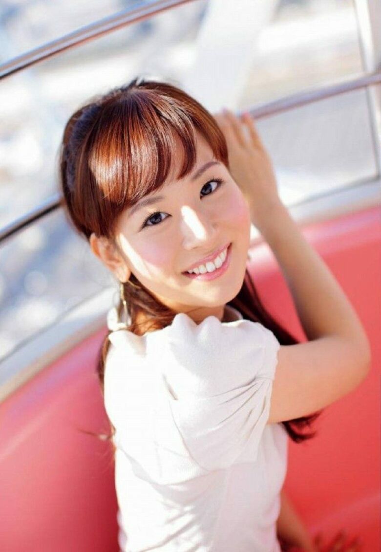 皆藤愛子 パンチラ!ずっと見ちゃう魅惑のデルタゾーンΔGIF付きでまとめてみました♡042