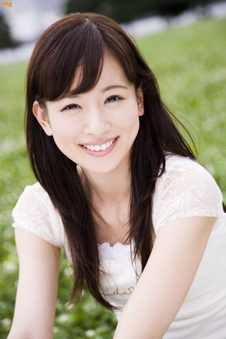 皆藤愛子 パンチラ!ずっと見ちゃう魅惑のデルタゾーンΔGIF付きでまとめてみました♡084