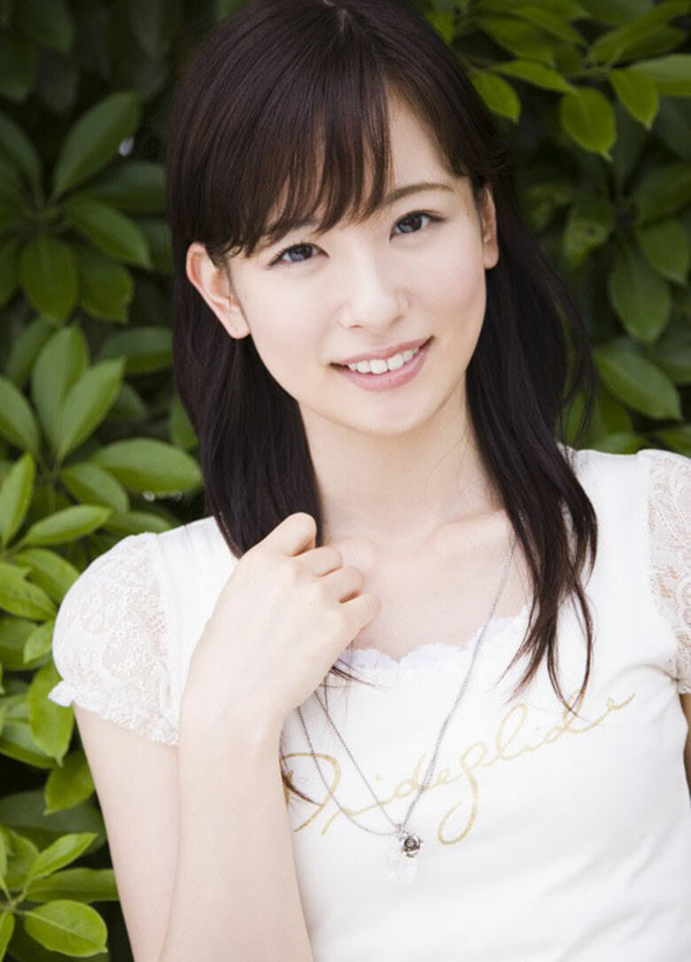 皆藤愛子 パンチラ!ずっと見ちゃう魅惑のデルタゾーンΔGIF付きでまとめてみました♡085
