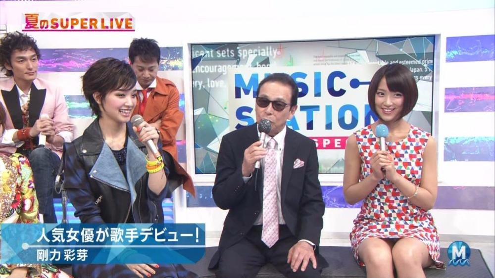 竹内由恵 パンチラ画像がエロいぜ!Mステ・バラエティ番組などなど貴重なお宝パンツをまとめました♡008
