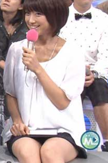 竹内由恵 パンチラ画像がエロいぜ!Mステ・バラエティ番組などなど貴重なお宝パンツをまとめました♡020