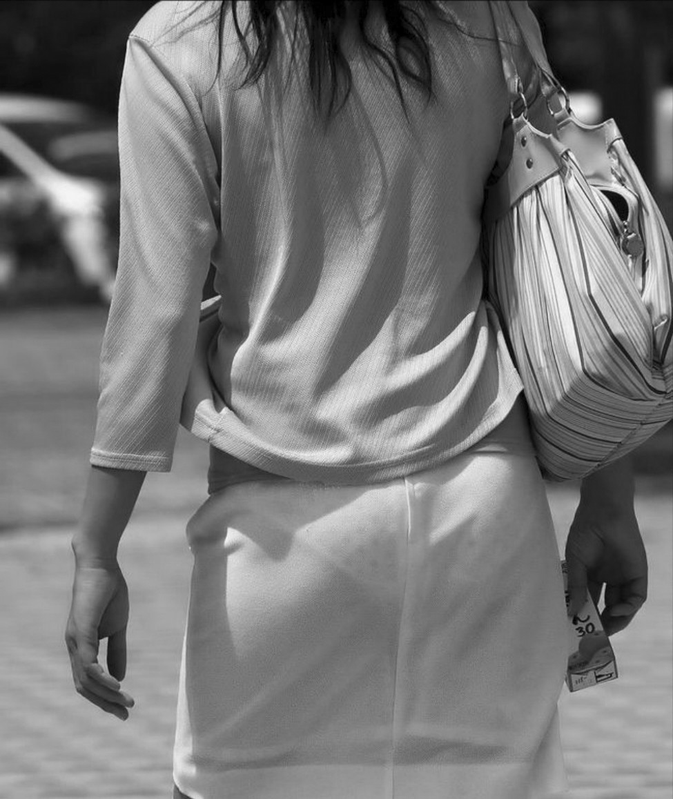 赤外線 盗撮エロ画像!透視カメラで撮影されたパンツがたまりません❤️乳首透けてるのもあるぜ!!020