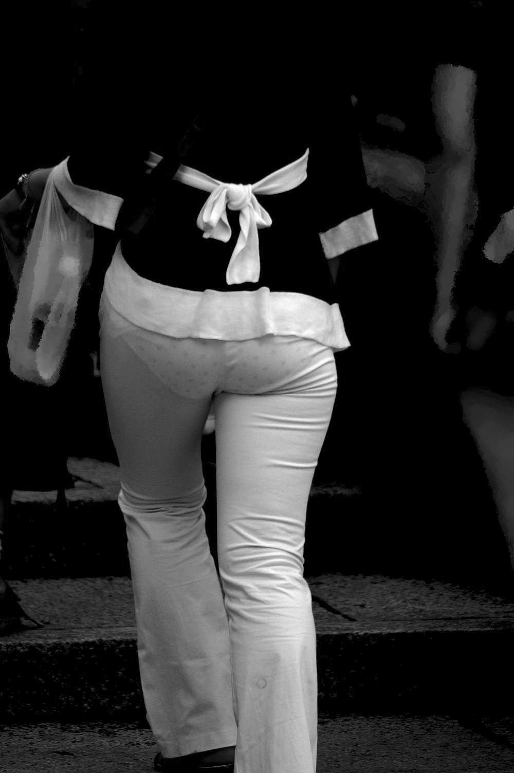 赤外線 盗撮エロ画像!透視カメラで撮影されたパンツがたまりません❤️乳首透けてるのもあるぜ!!024