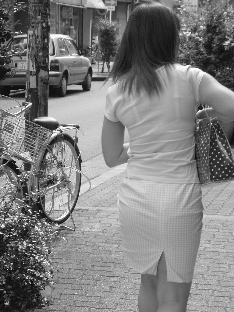 赤外線 盗撮エロ画像!透視カメラで撮影されたパンツがたまりません❤️乳首透けてるのもあるぜ!!078