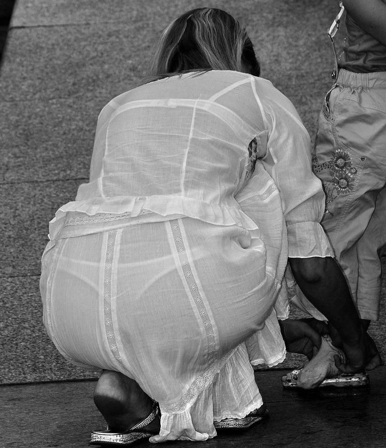 赤外線 盗撮エロ画像!透視カメラで撮影されたパンツがたまりません❤️乳首透けてるのもあるぜ!!083