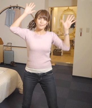 鷲見玲奈 パンチラ画像019