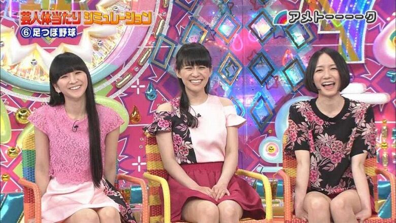 Perfume パンチラ!ミニスカ美脚に太ももがエロすぎて抜けちゃいます♡001