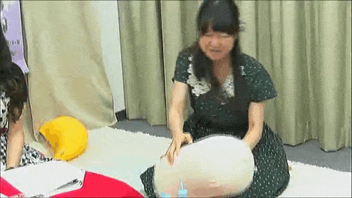 声優 パンチラ画像!貴重お宝パンツにエロハプニング♡下着グラビア写真集も抜けるぜ!!【動画あり】015