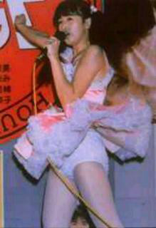 昭和アイドル パンチラ！お宝画像満載です♡規制のゆるかった時代にタイムスリップしようぜ!!