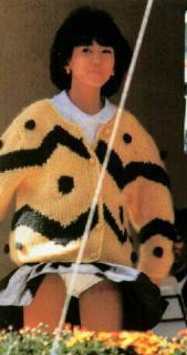 昭和アイドル パンチラ!お宝画像満載です♡パンツ規制のゆるかった時代にタイムスリップしようぜ!!016