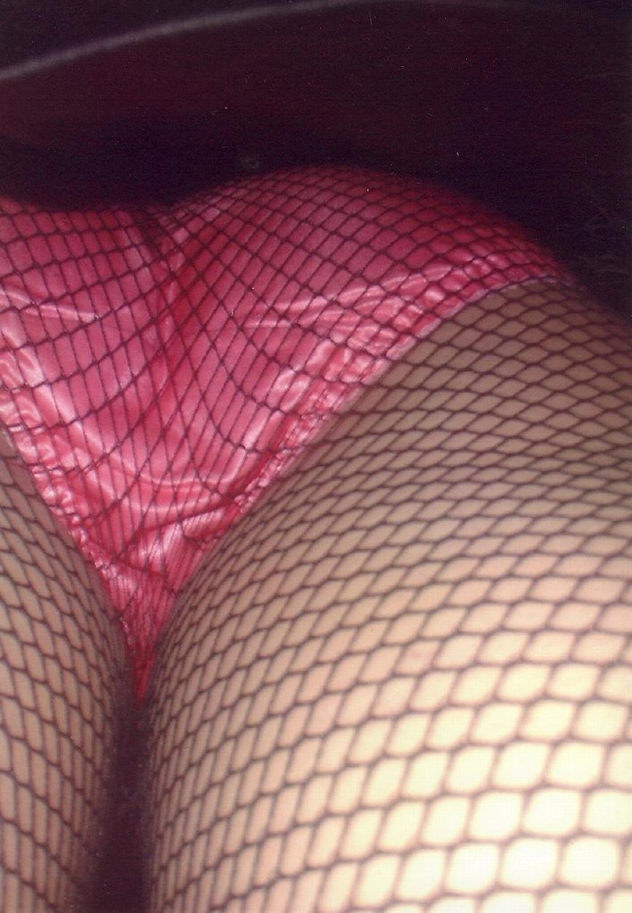 パンチラが抜ける逆さ撮り盗撮エロ動画像Vol.58_005枚目