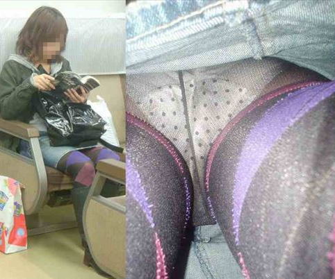 パンチラが抜ける逆さ撮り盗撮エロ動画像Vol.46_024枚目