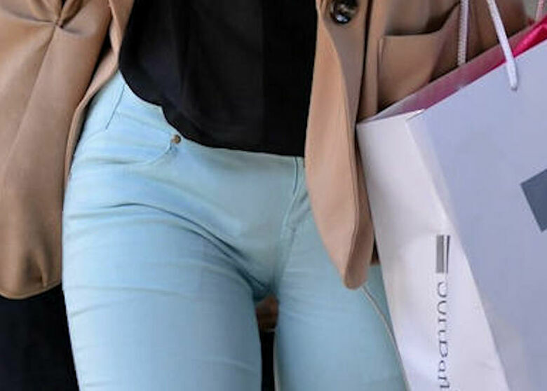 パンスジ エロ画像！ぱんすじでおマンコの形状までわかる♡パンツのラインだけで抜けちゃうぜ!!018