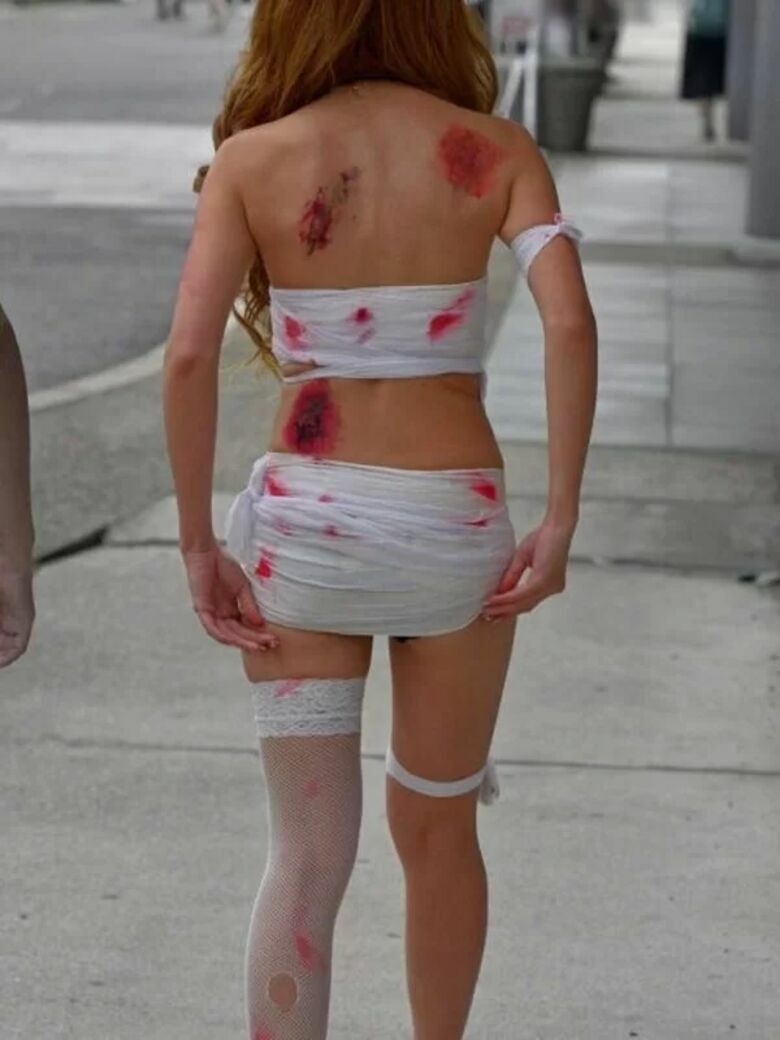 渋谷 パンチラ♡ハロウィン🎃パンツ画像だぜ!!コスプレ女子のぱんちらや下着が抜けちゃいます♬072枚目