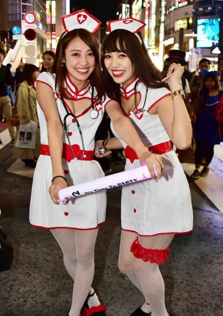 渋谷 パンチラ♡ハロウィン🎃パンツ画像だぜ!!コスプレ女子のぱんちらや下着が抜けちゃいます♬100枚目