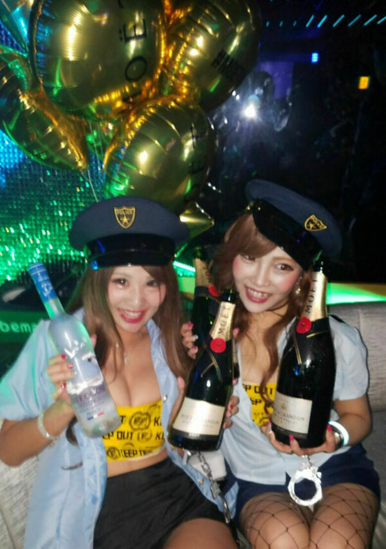 渋谷 パンチラ♡ハロウィン🎃パンツ画像だぜ!!コスプレ女子のぱんちらや下着が抜けちゃいます♬108枚目