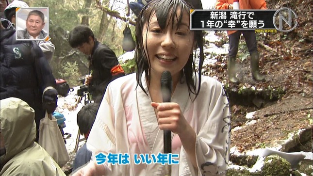 ローカル番組の女子アナ📺パンチラやパン線がエロい画像をまとめてみたぜ!!020