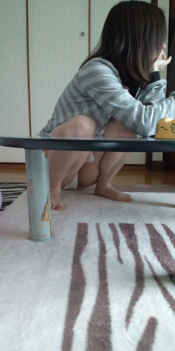 彼女 パンチラ画像026