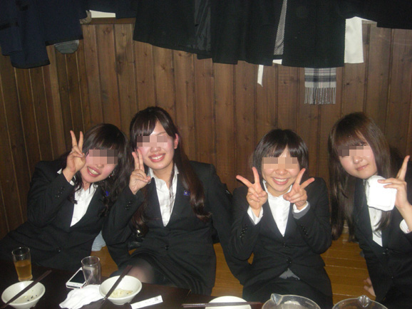 酔ったolのパンチラ画像だぜ!飲み会とかでこんなシーンってあるよね♡008