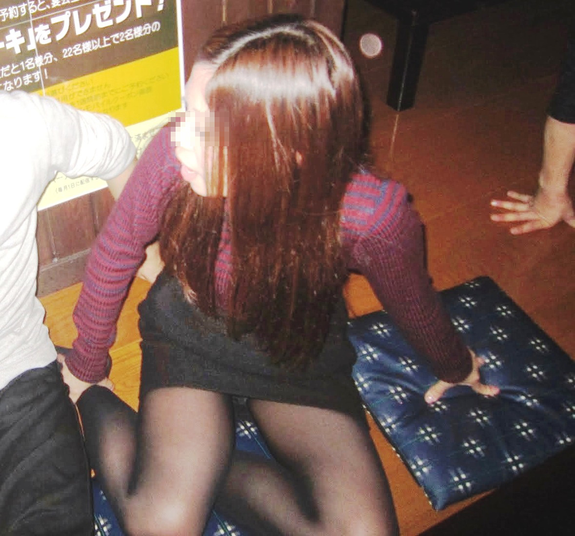 酔ったolのパンチラ画像だぜ!飲み会とかでこんなシーンってあるよね♡012