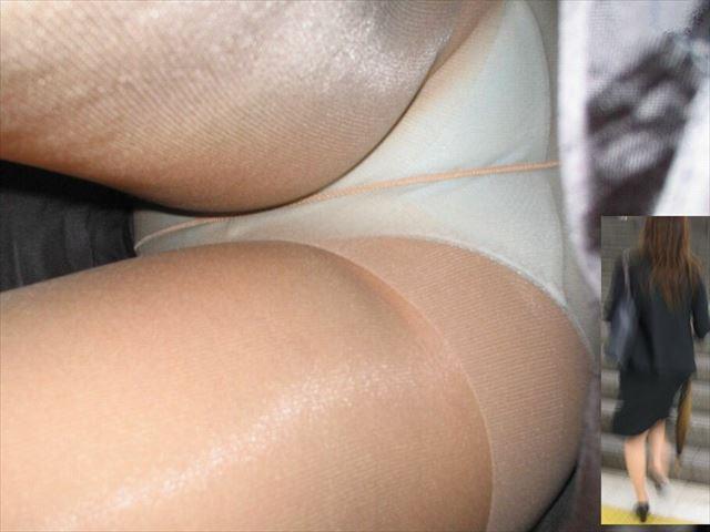 パンチラが抜ける逆さ撮り盗撮エロ動画像Vol.65_023枚目