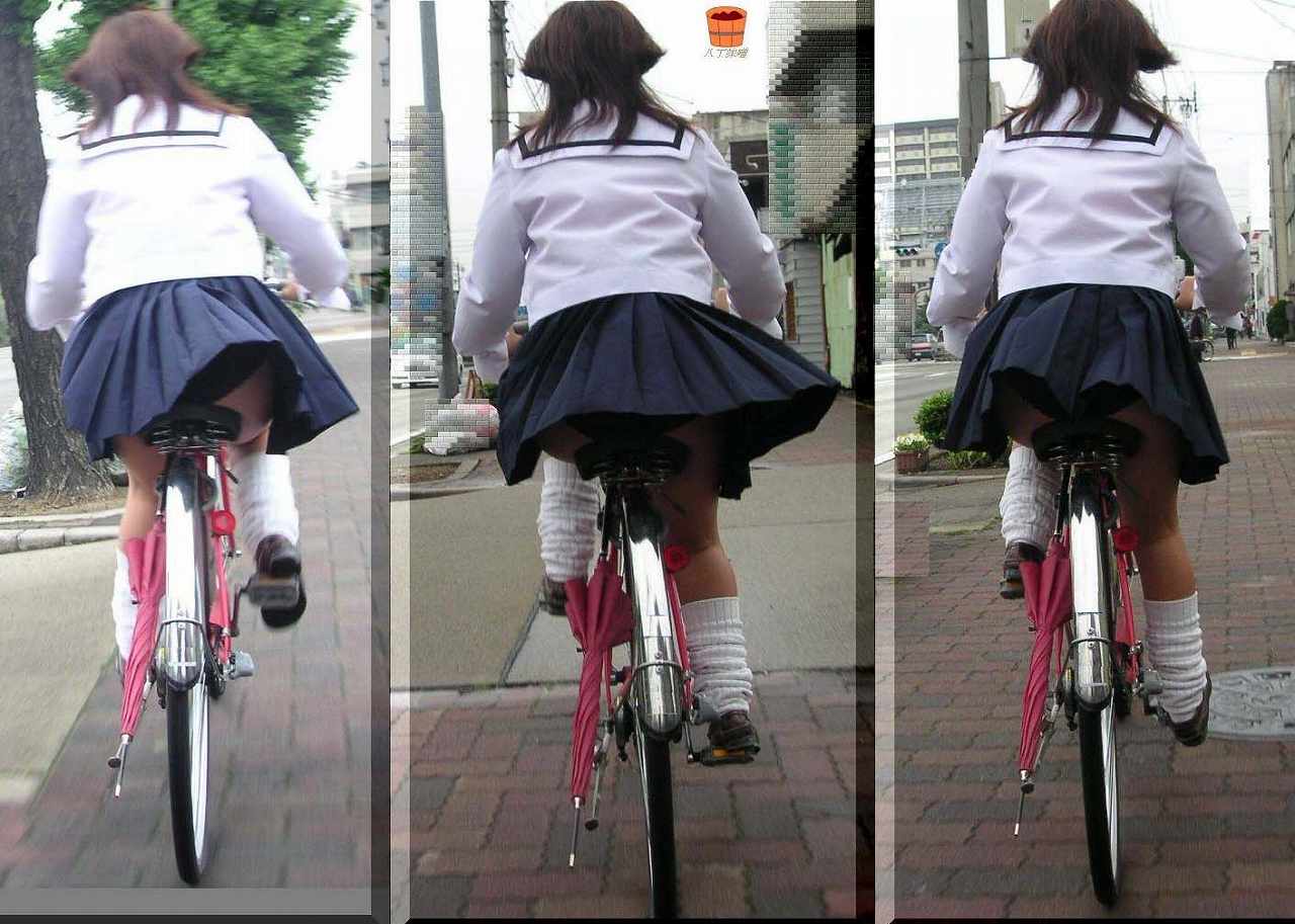 青春真っ盛りな女子高生の自転車パンチラをアホ面で盗撮したったpart2 (25枚)010